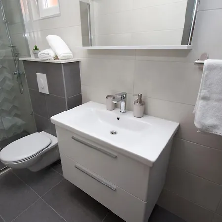 Apartament Ana Bratus