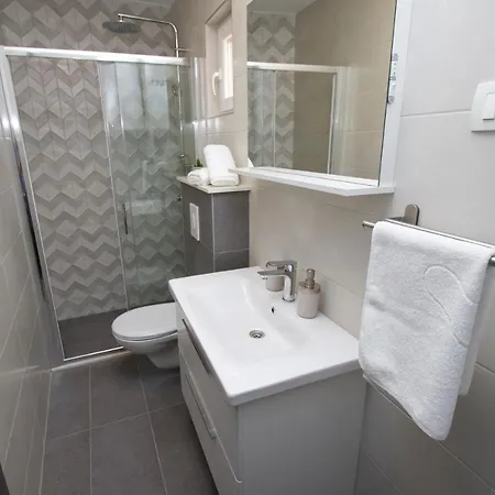 Ana Bratus Apartment