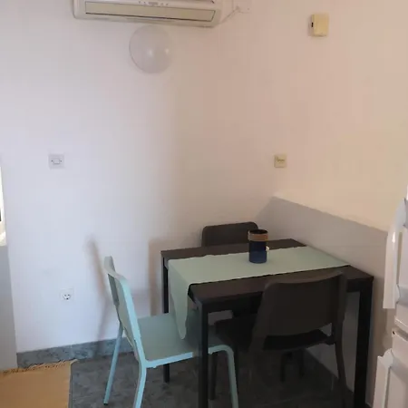 Ana Bratus Apartment