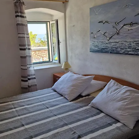 Ana Bratus Apartment Baska Voda