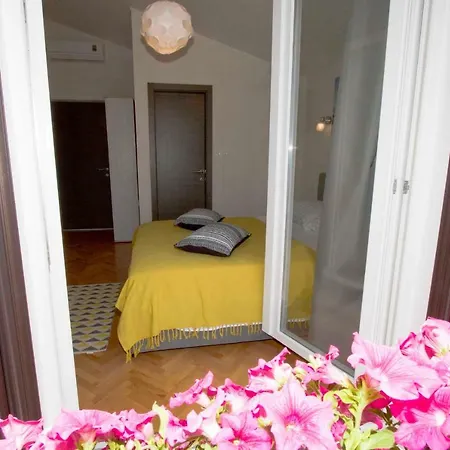 Ana Bratus Apartment Baska Voda